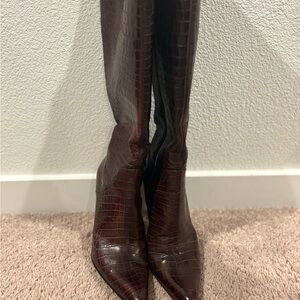 Via Spiga Dark Brown Crocodile-Embossed Heeled Boots